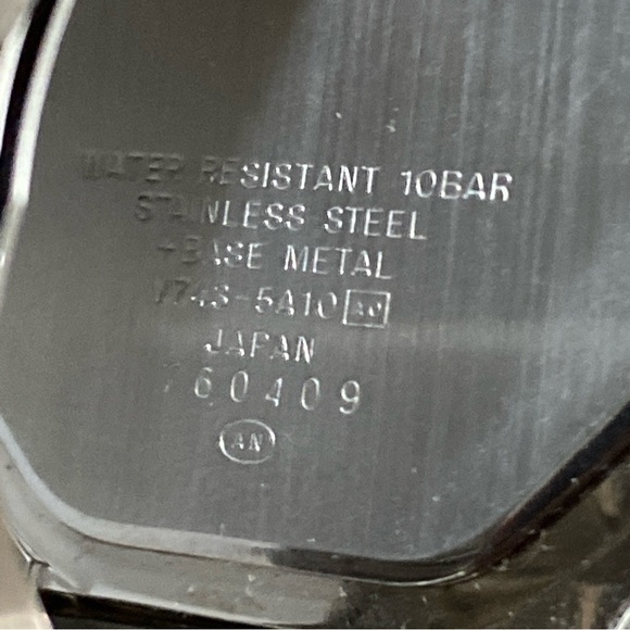 SEIKO ALBA AKA V743-5A10 Quartz Men's (Needs Servicing/New Batteries Needed) - Picture 4 of 9